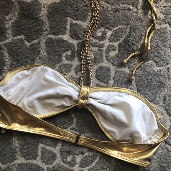 Guess collection. Bikini Top. - Picture 2 of 5